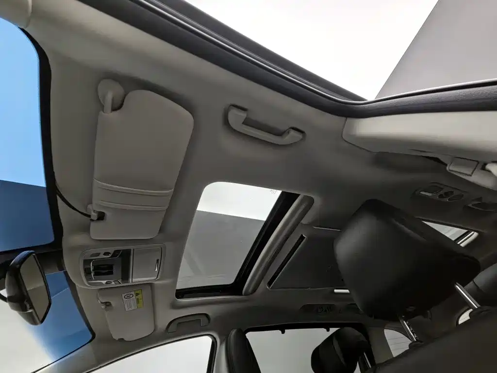 Photo 14 - Honda Odyssey