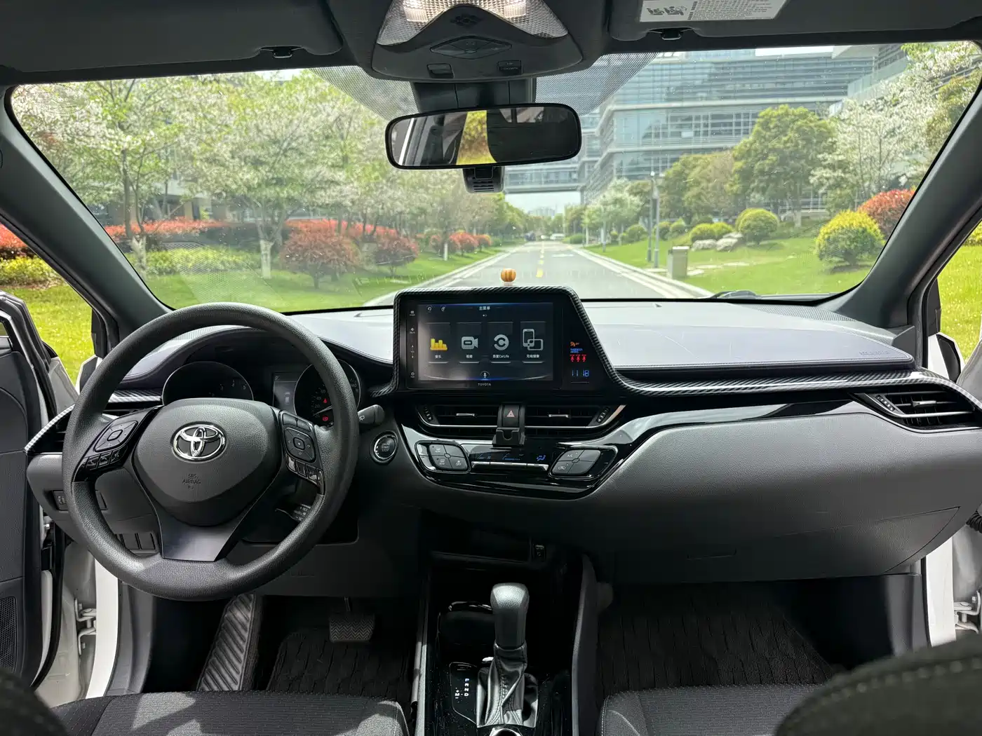 Toyota IZOA 2021 2.0L Yixing Edition фото 13