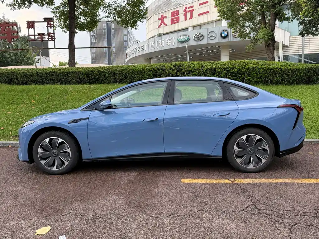 2025 Hongqi Tiangong 05