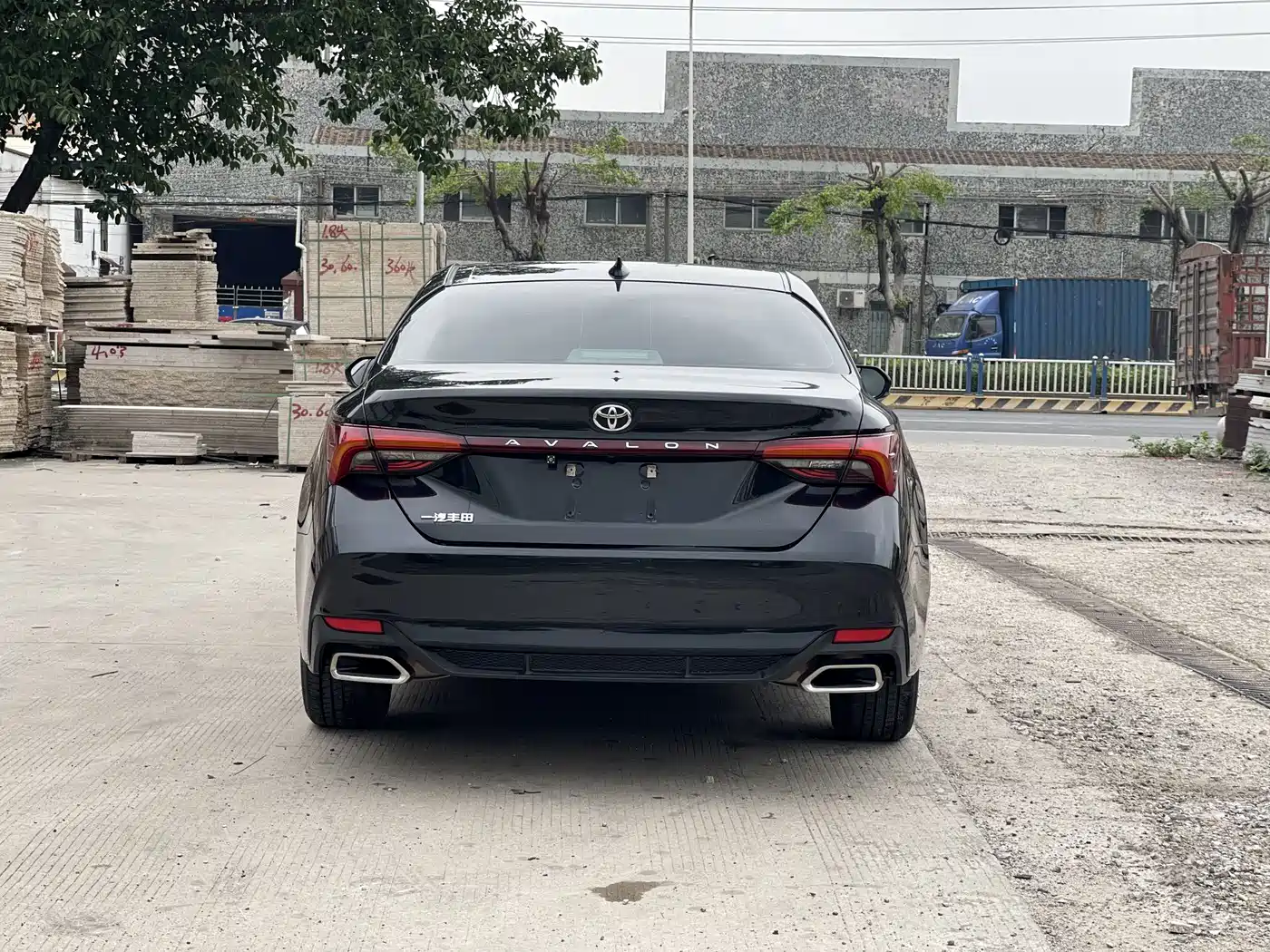 Toyota Avalon 2022 2.0L Luxury Edition фото 7