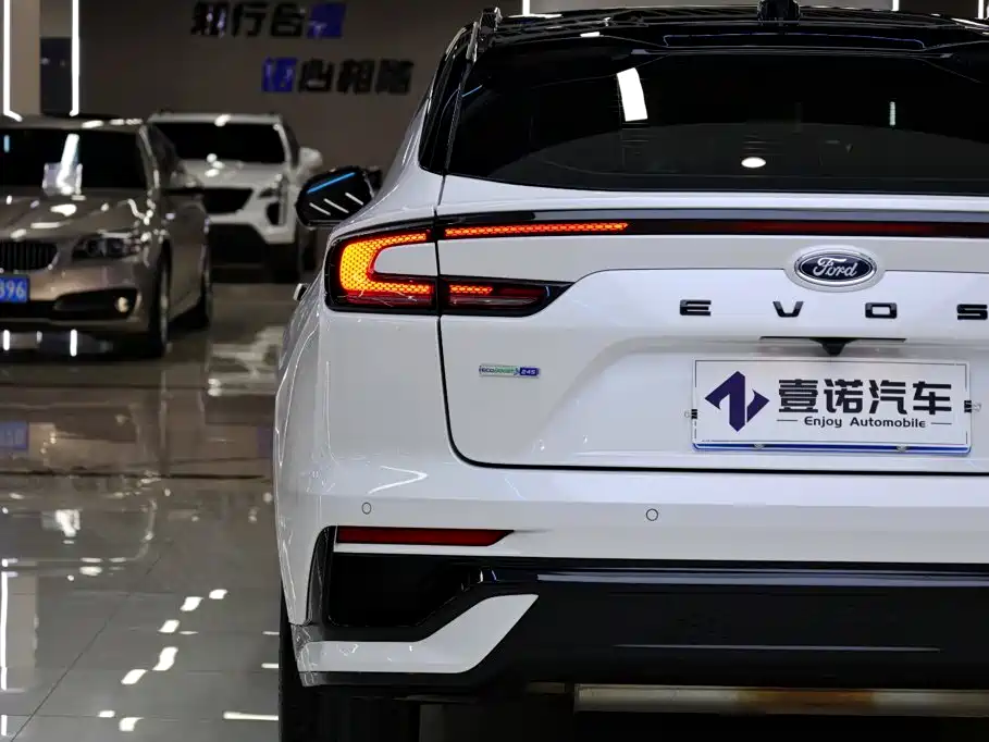 Ford EVOS 2024 2022 Facelift EcoBoost 245 ST-Line