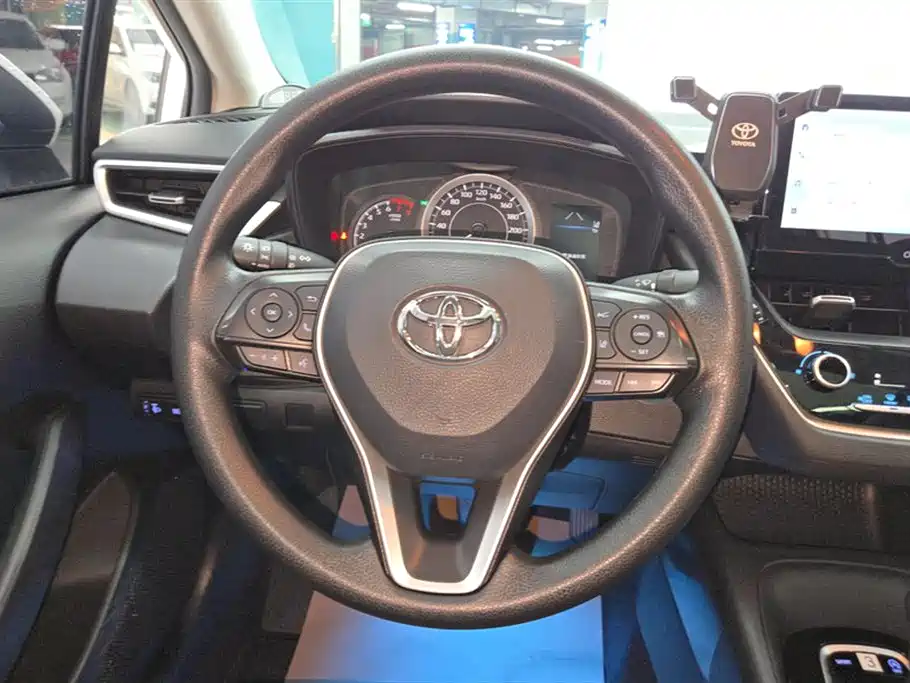 Toyota Corolla 2021 1.2T S-CVT Elite PLUS Edition фото 15
