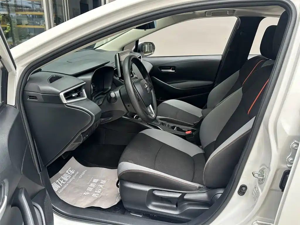 Toyota Corolla 2021 1.2T S-CVT Elite PLUS Edition фото 9