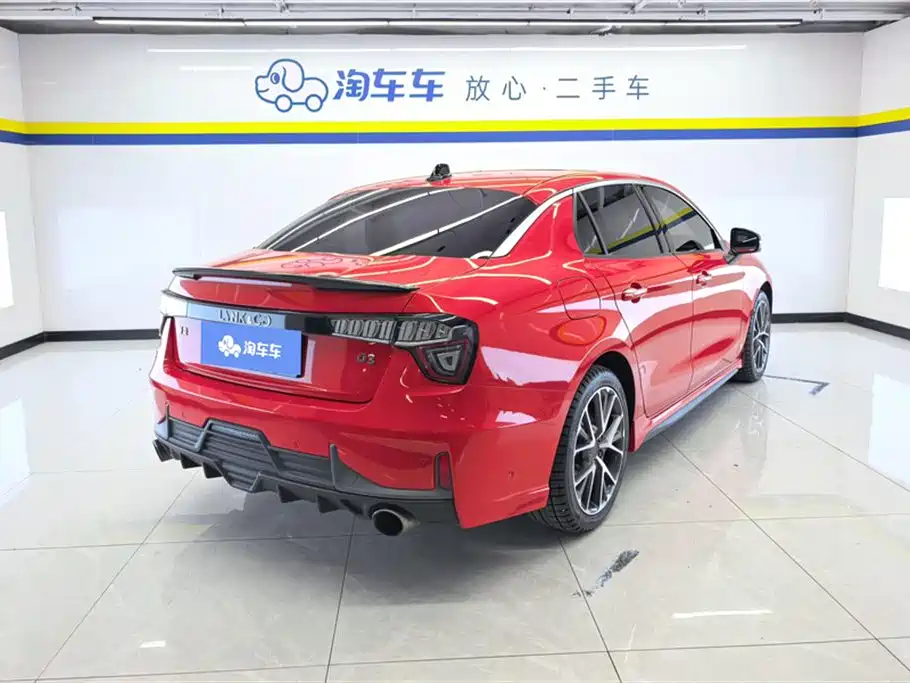 Lynk & Co 03 2018 1.5TD DCT Power Pro Version China V фото 3