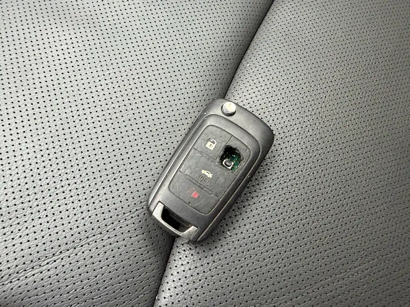 Chevrolet Malibu 2016 2.0L Automatic Luxury фото 16