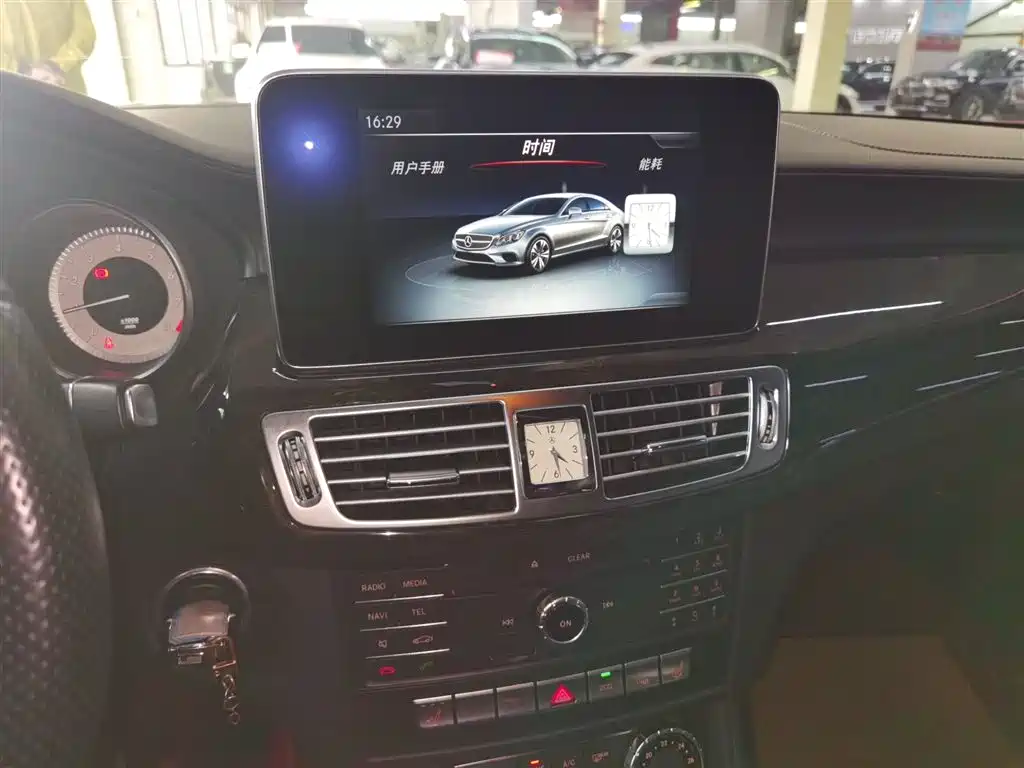 MERCEDES-BENZ CLS