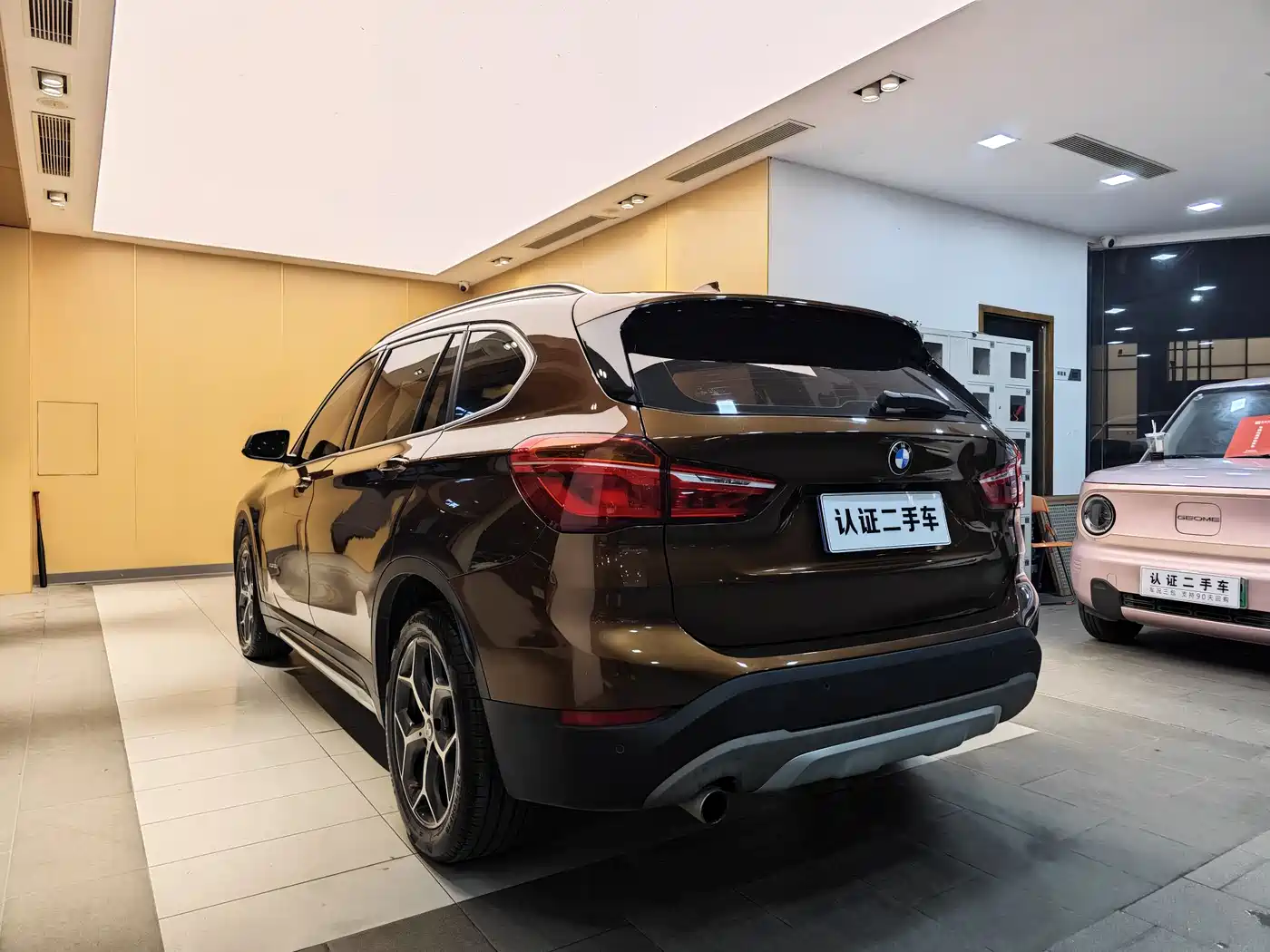BMW X1 2016 sDrive18Li Luxury Model фото 26