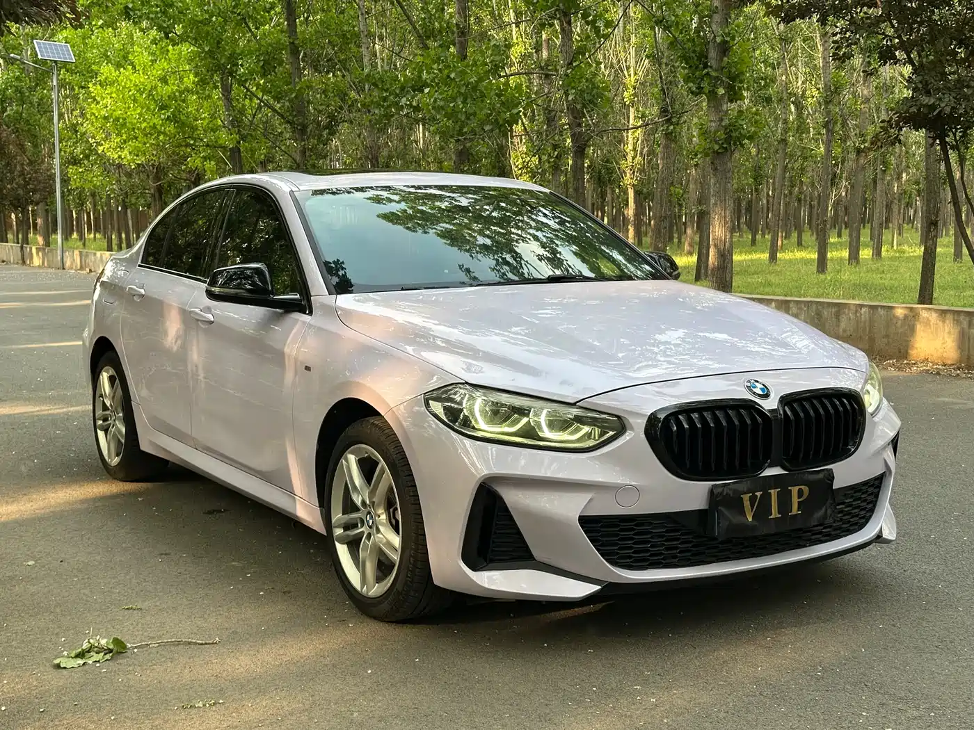 BMW 1 Series 2021 120i M Sport Shadow Edition фото 2