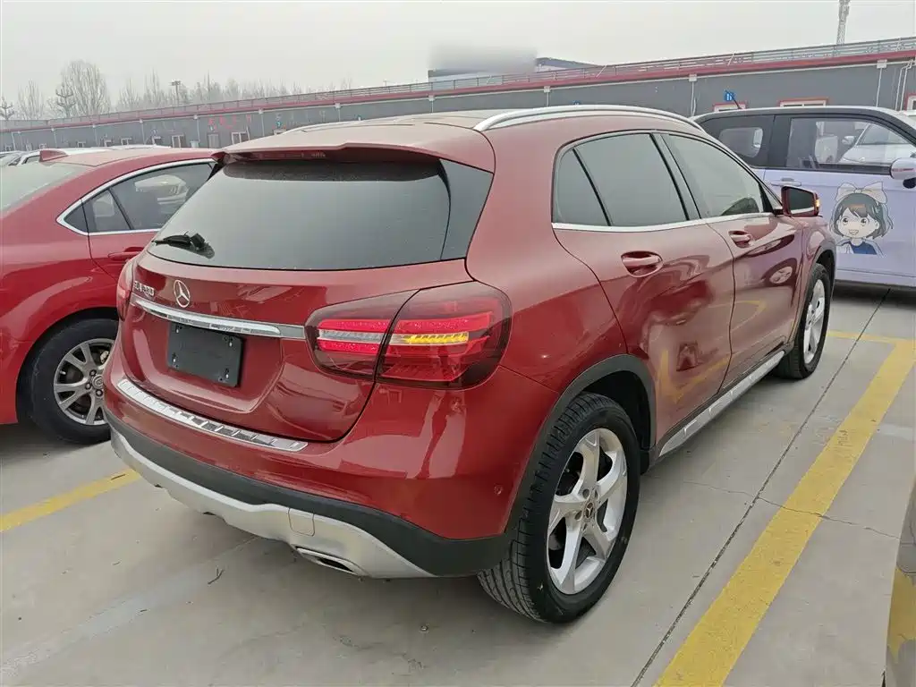 Mercedes-Benz GLA 2018 GLA 200 Dynamic фото 5