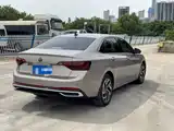 Photo 11 - Volkswagen Sagitar