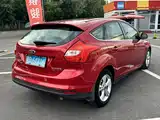 Фото 4 - Ford Focus