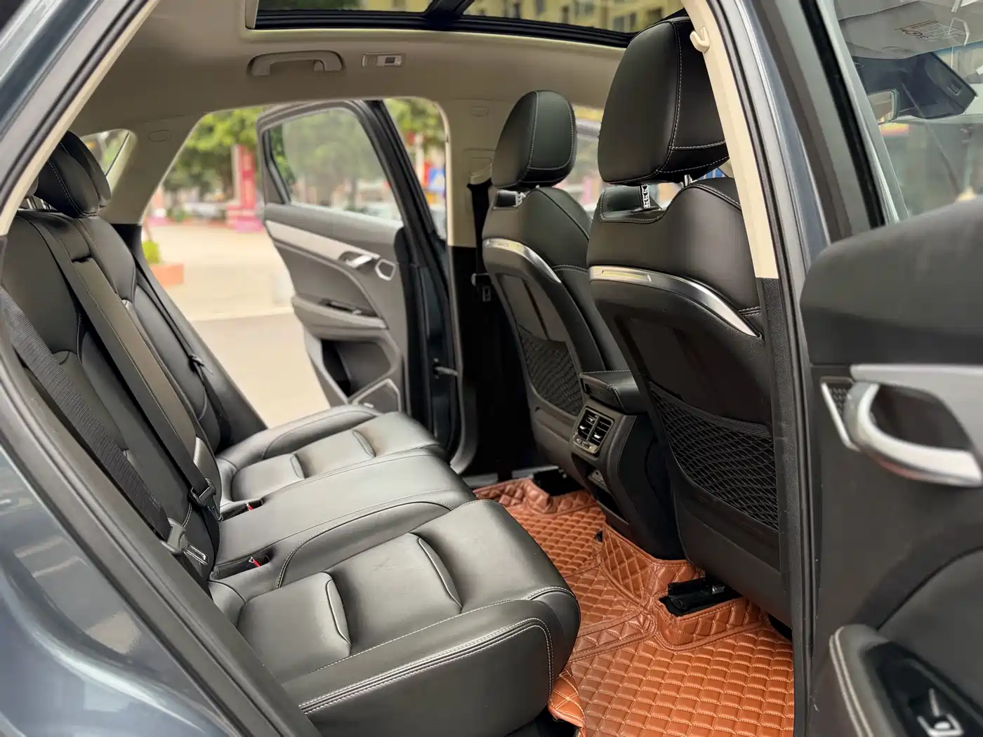 GEELY AUTOMOBILE XINGYUE