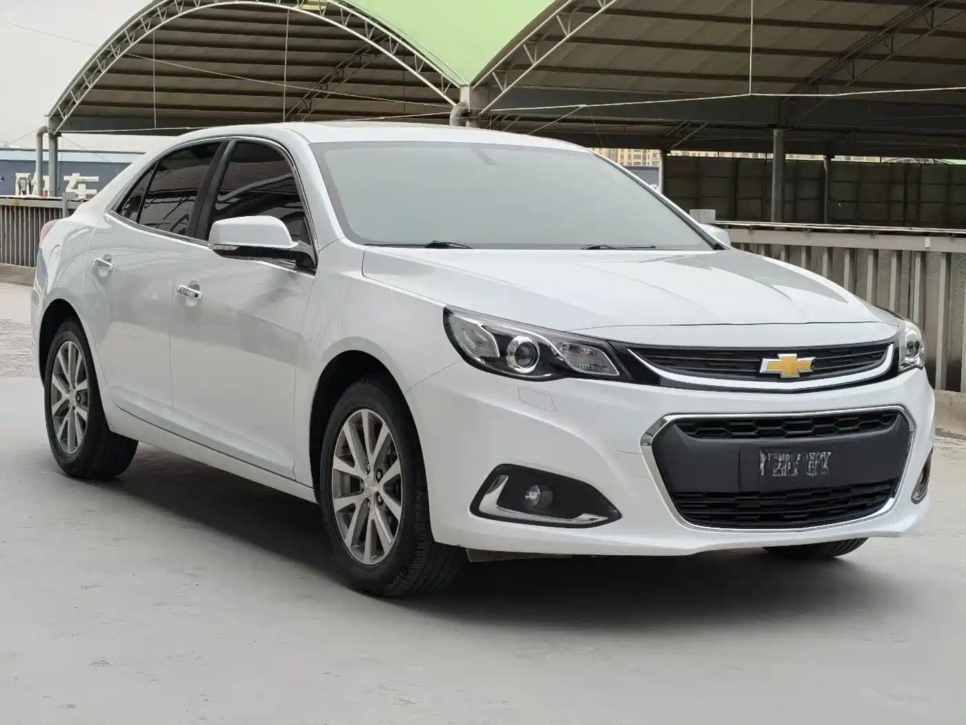 Chevrolet Malibu 2018 530T Automatic Luxury Edition фото 3