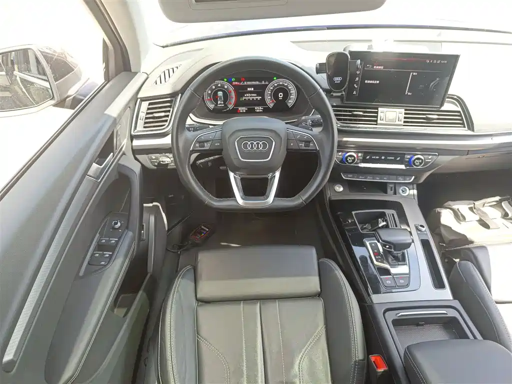 Audi Q5L 2022 Facelift 40T Luxury Dynamic фото 11