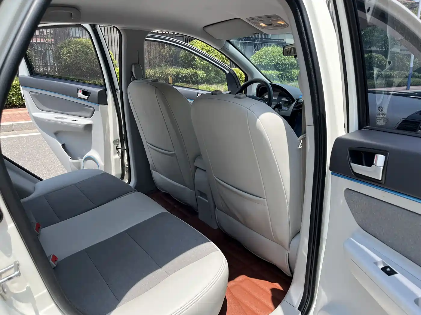 BAIC New Energy EV 2015 2015 EV160 Elegant Edition
