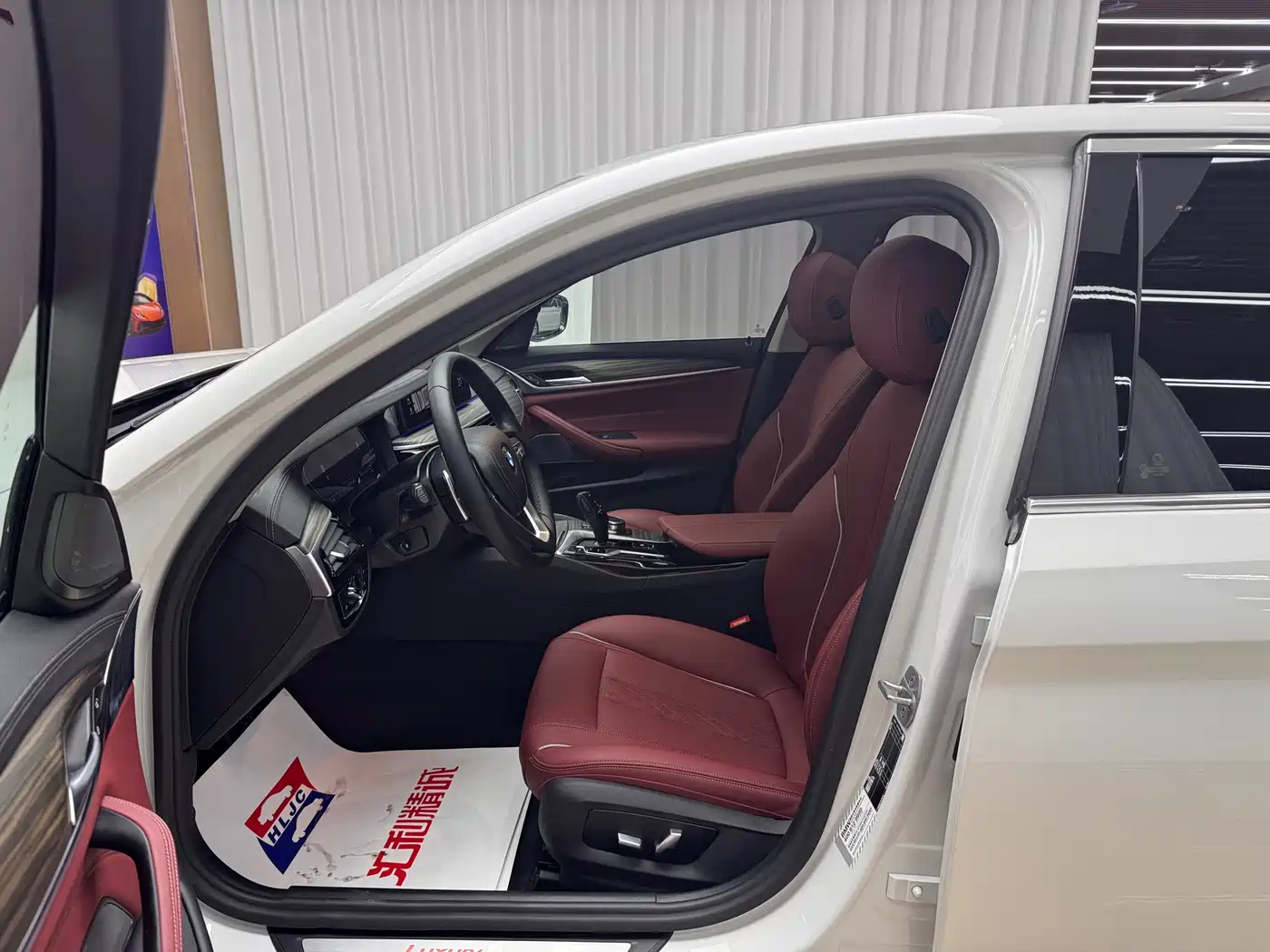 BMW 5 Series 2022 530Li Leading Luxury Package фото 7