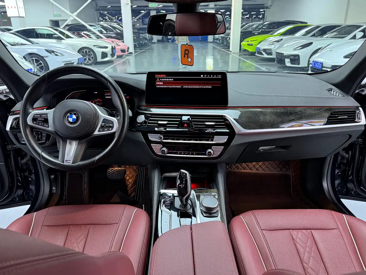 BMW 5 Series 2021 525Li M Sport Package фото 9