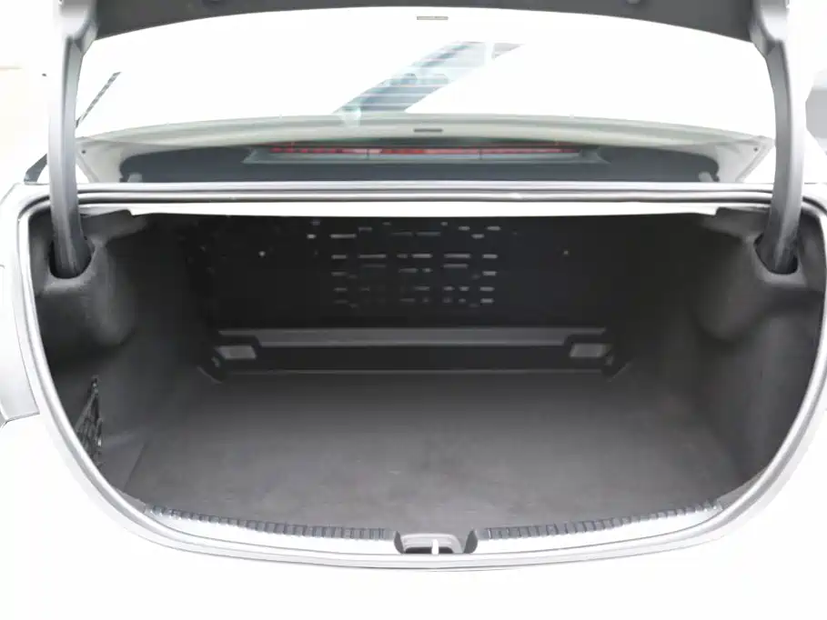 Mercedes-Benz C-Class 2026 2024 Facelift III C 260 L Sport