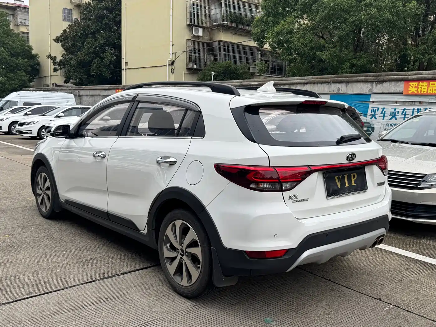 Kia KX CROSS 2018 2017 1.4L AT GLS