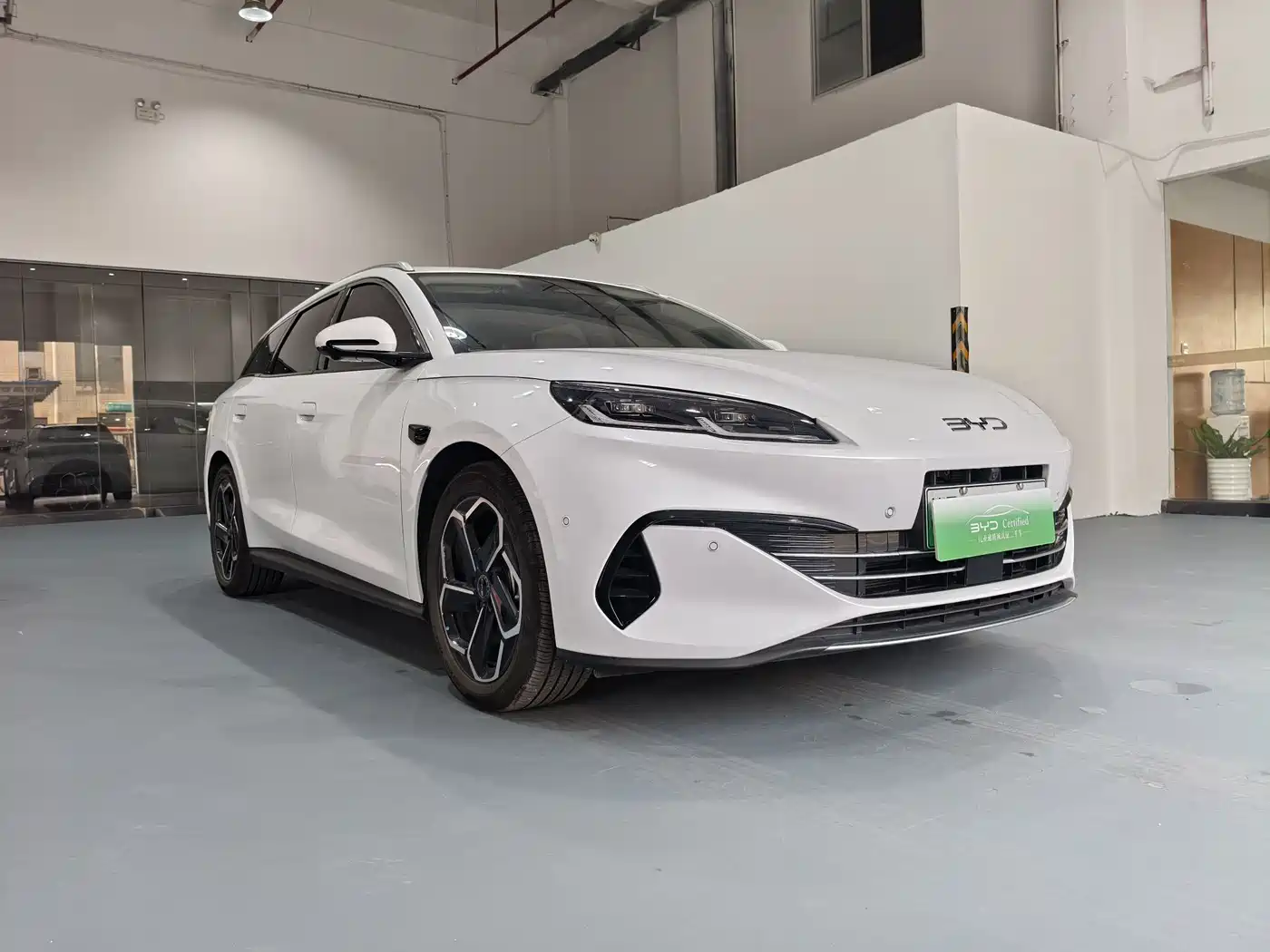 BYD SEAL 06 DM I TRAVEL EDITION