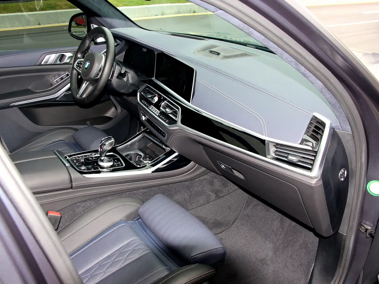 صورة 11 - BMW X7