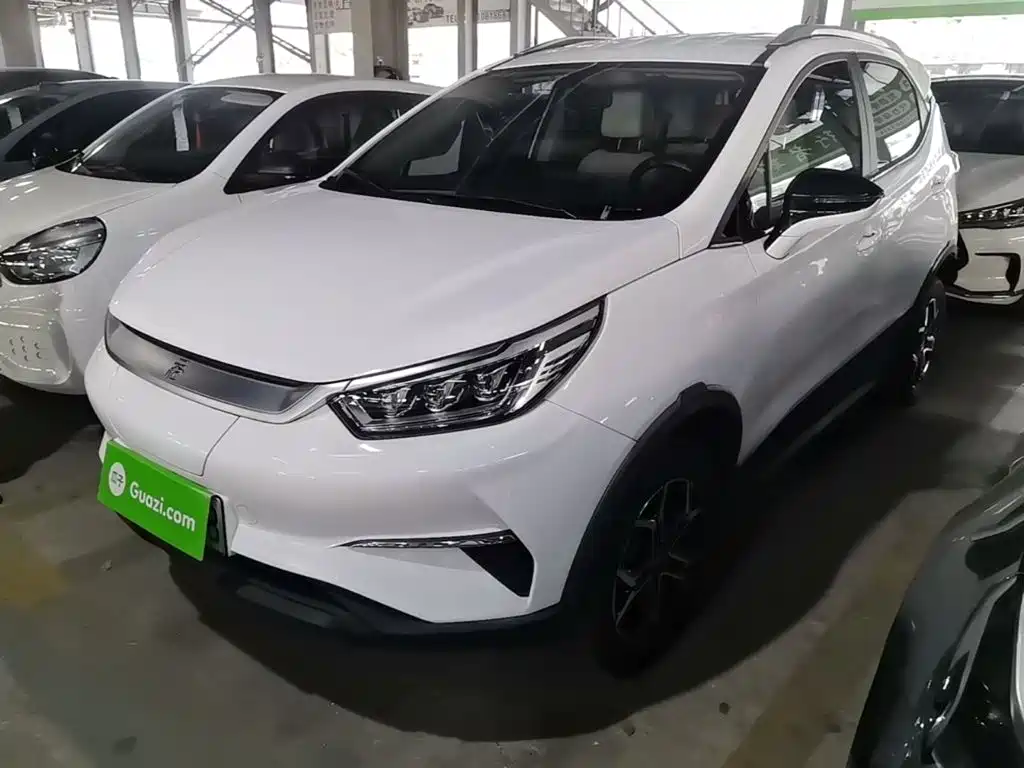 Photo 2 - BYD Yuan Pro