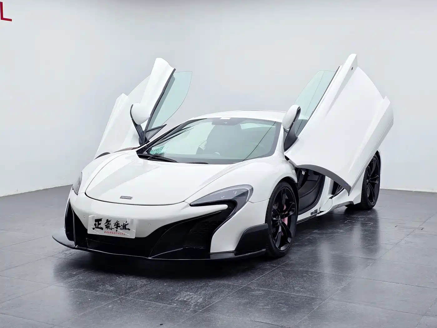 McLaren 12C 2013 3.8T SPIDER фото 4