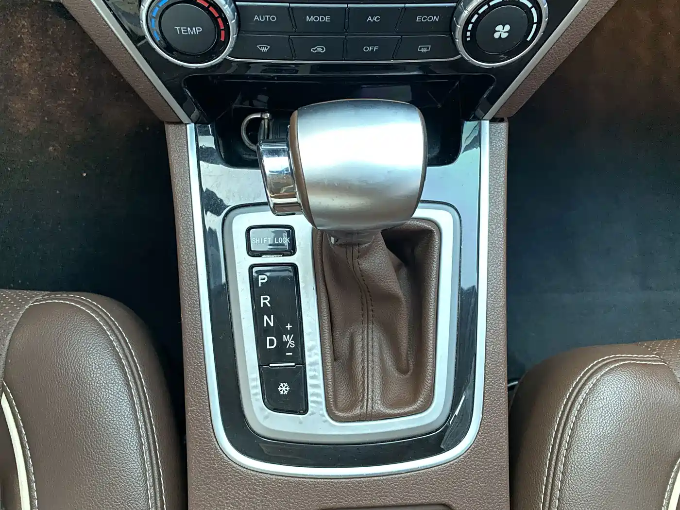 Leopaard CS10 2018 2017 1.5T CVT Prestige