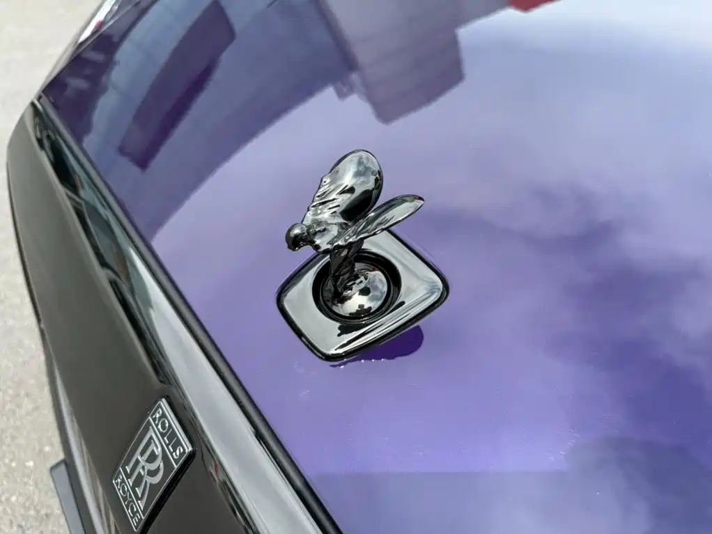 Photo 8 - Rolls-Royce Spectre