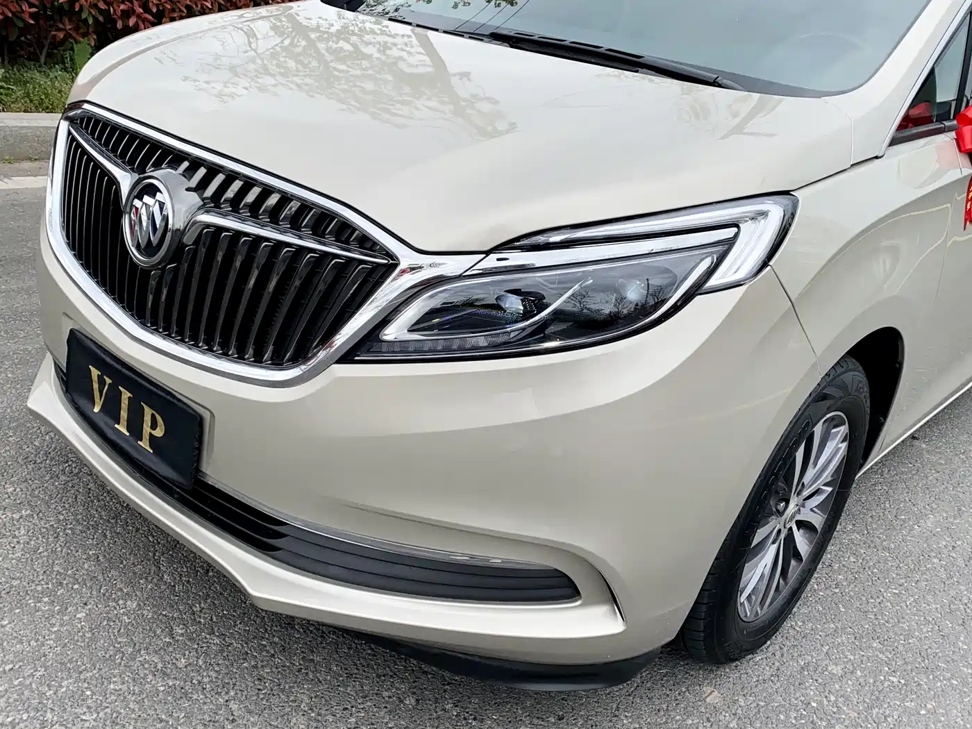 Buick GL8 2017 ES 28T Luxury China V фото 4