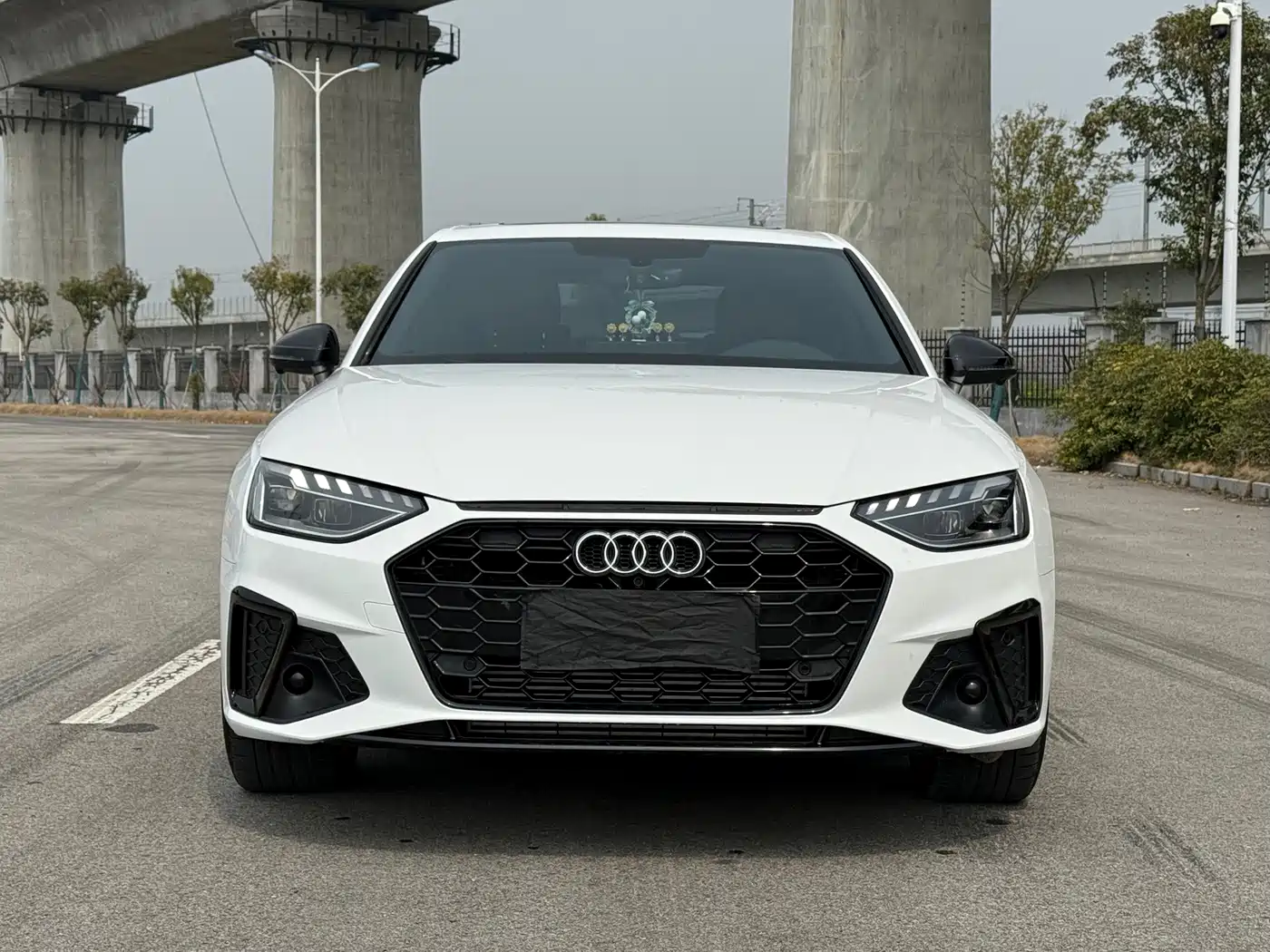 Audi A4L 2025 2024 40 TFSI Luxury Dynamic