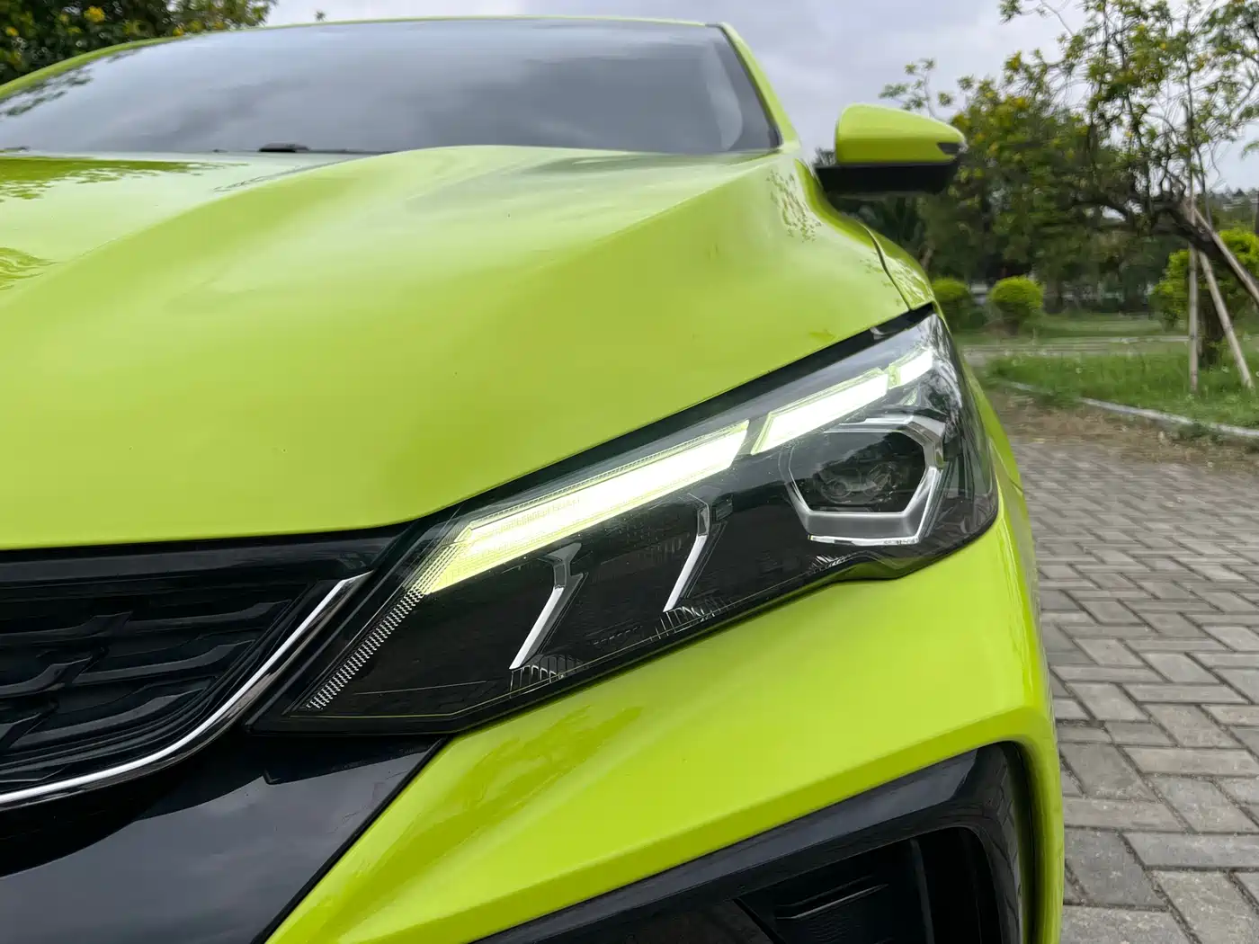 GEELY AUTOMOBILE BINRUI