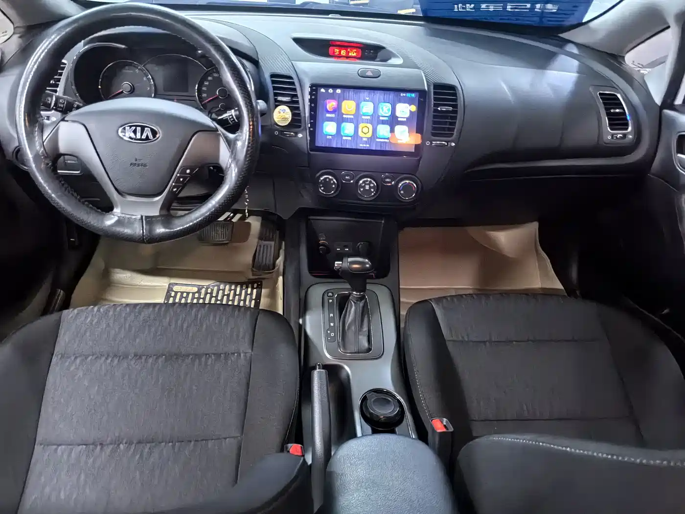 Kia K3S 2014 2014 1.6L Automatic GL