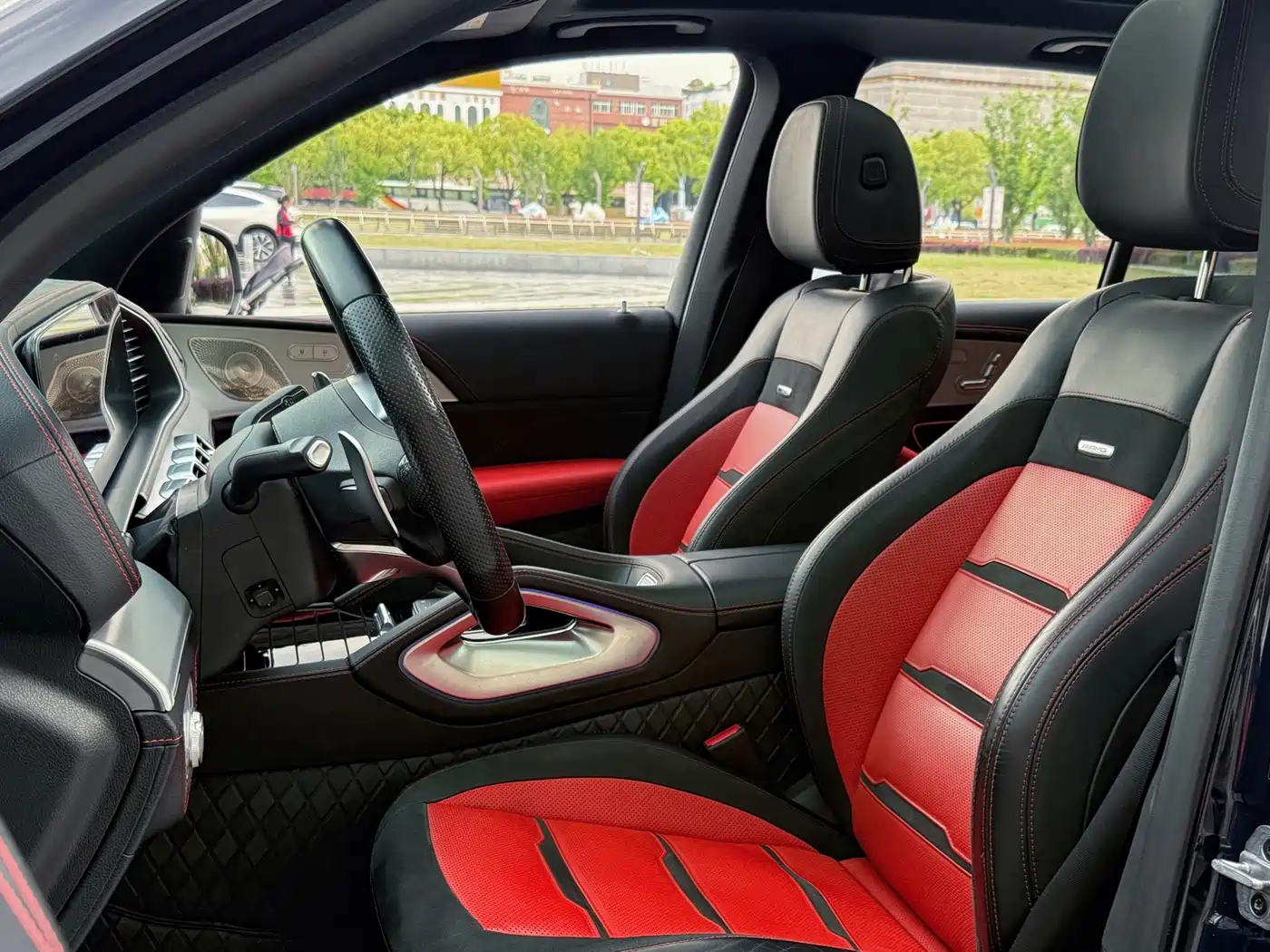 MERCEDES-BENZ GLE AMG