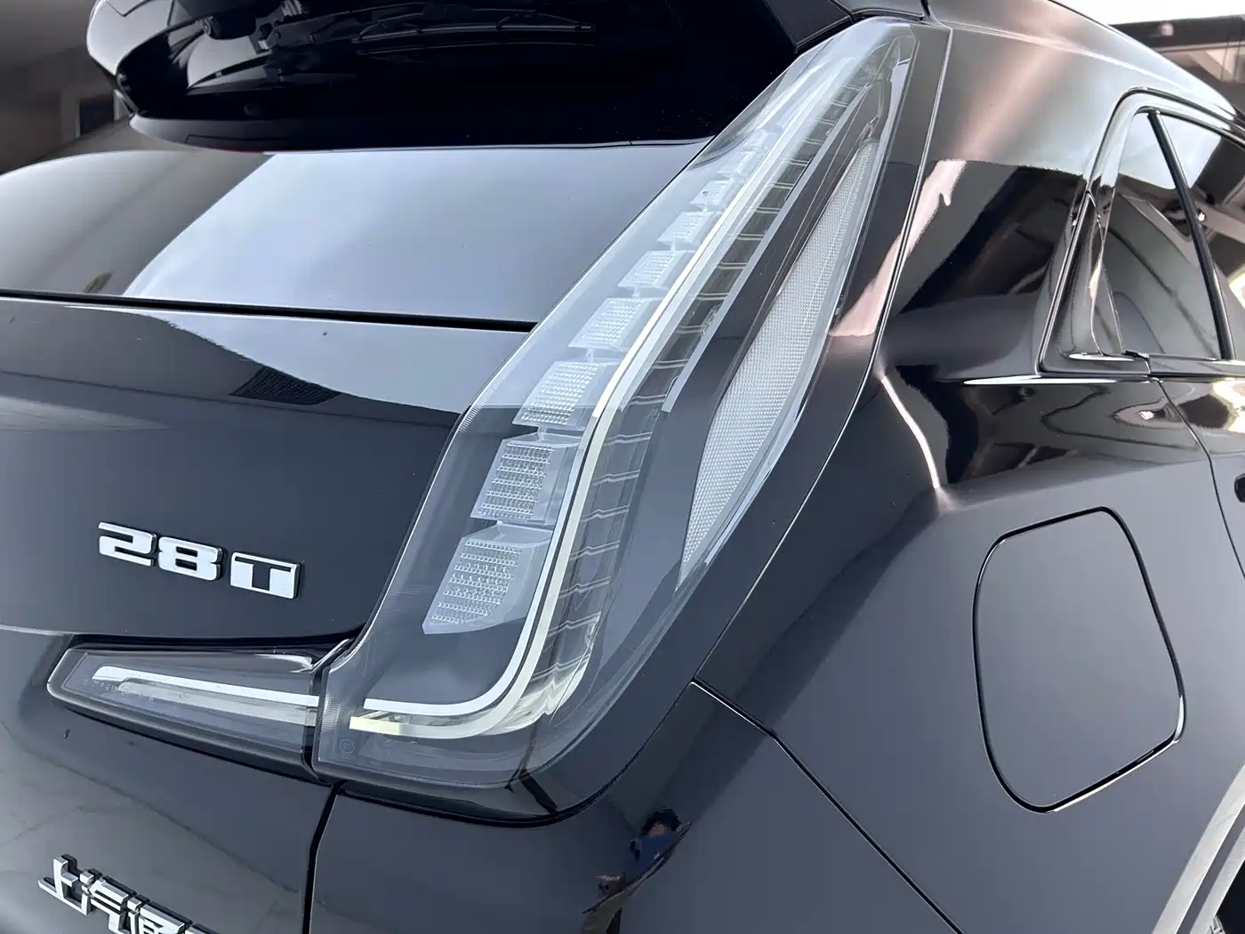 Cadillac XT4 2018 28T 2WD Luxury Sport Type фото 23