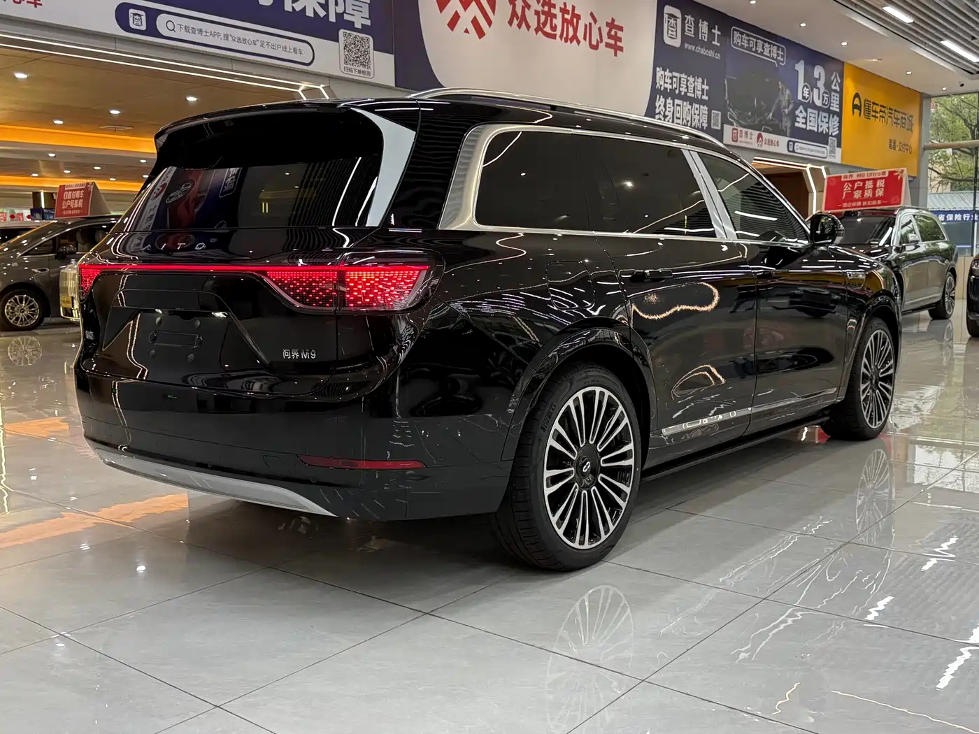 AITO Wenjie AITO M9 2024 Model Extended Range Ultra Edition 52kWh 5-Seater фото 11