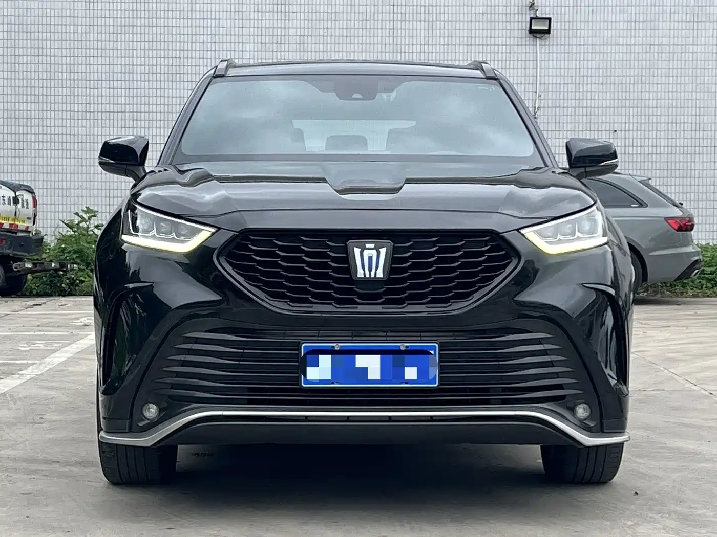 Toyota Crown Kluger 2023 2022 2.5L HEV 4WD Luxury Edition
