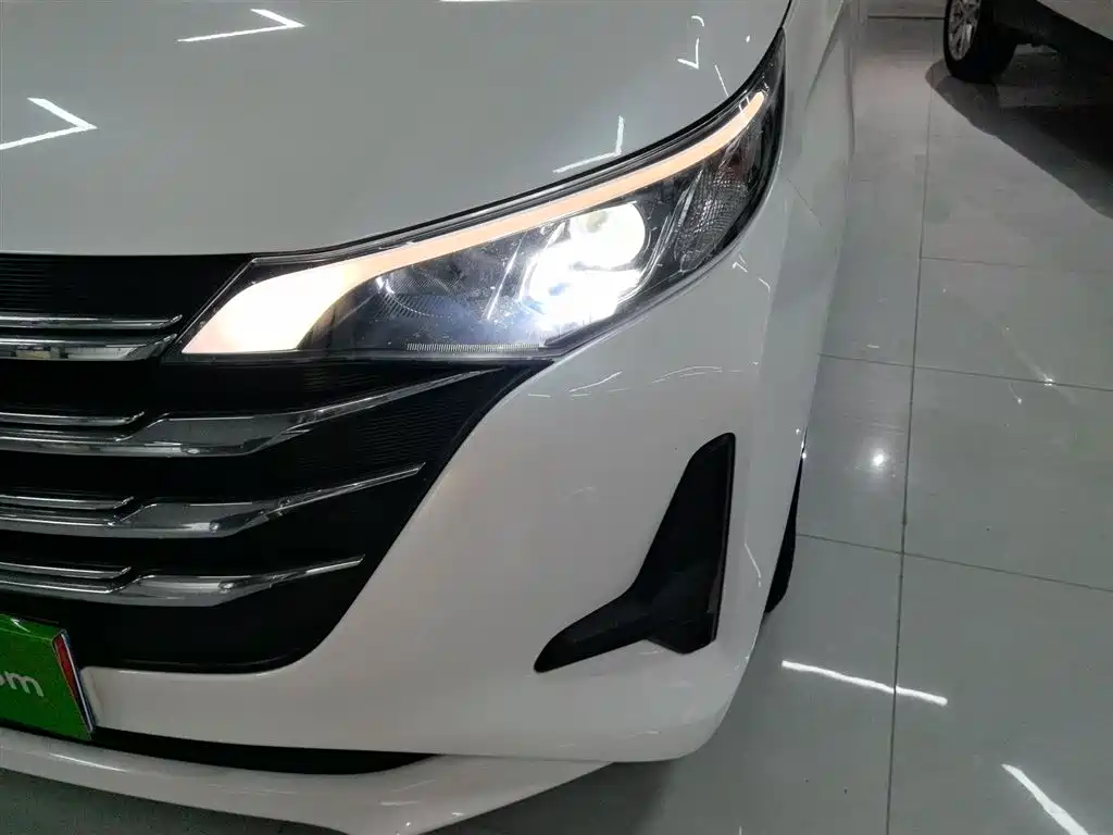 GAC Trumpchi Trumpchi M6 2019 270T DCT Elite Edition (7-seater) (China VI) фото 15