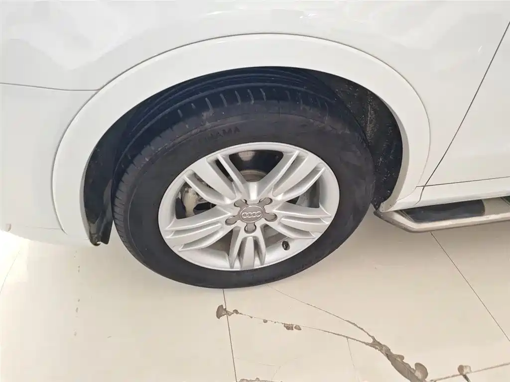 Audi Q3 2013 35 TFSI Comfort фото 23