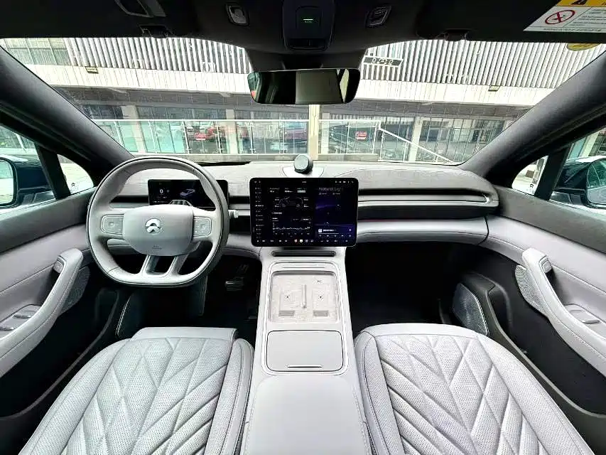 2025 NIO EC6