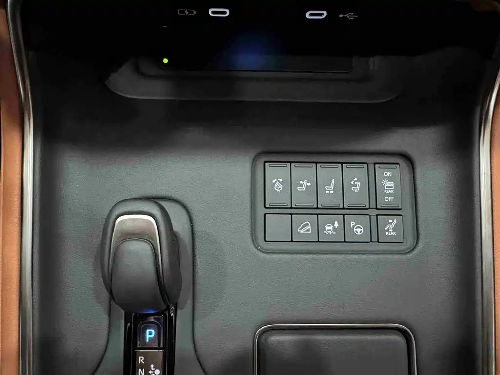 Shiji 2024 3.5L PHEV Base Edition фото 11