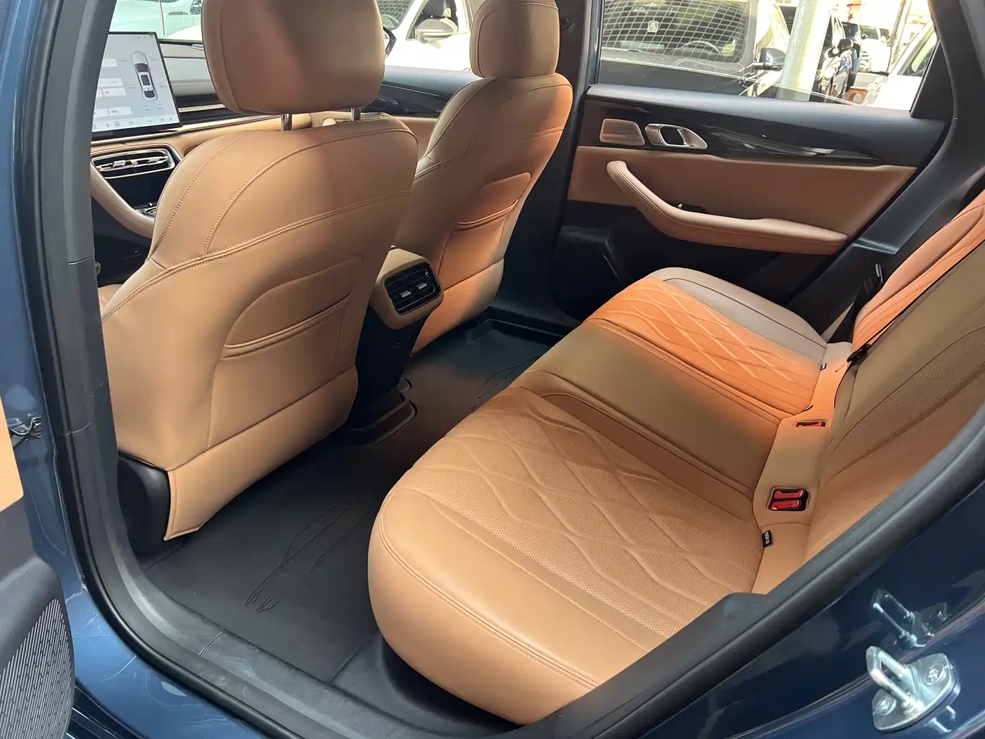 Geely Galaxy Galaxy A7 2025 EM-i фото 10