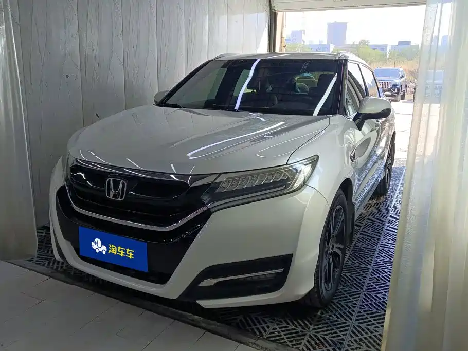 Фото 1 - Honda UR-V