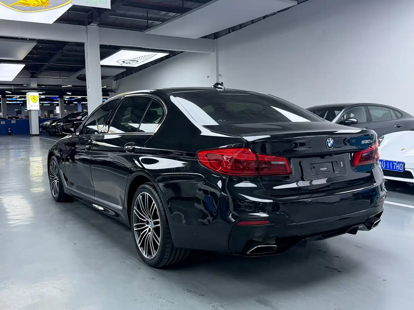 BMW 5 Series 2018 530Li Leading M Sport Package фото 20