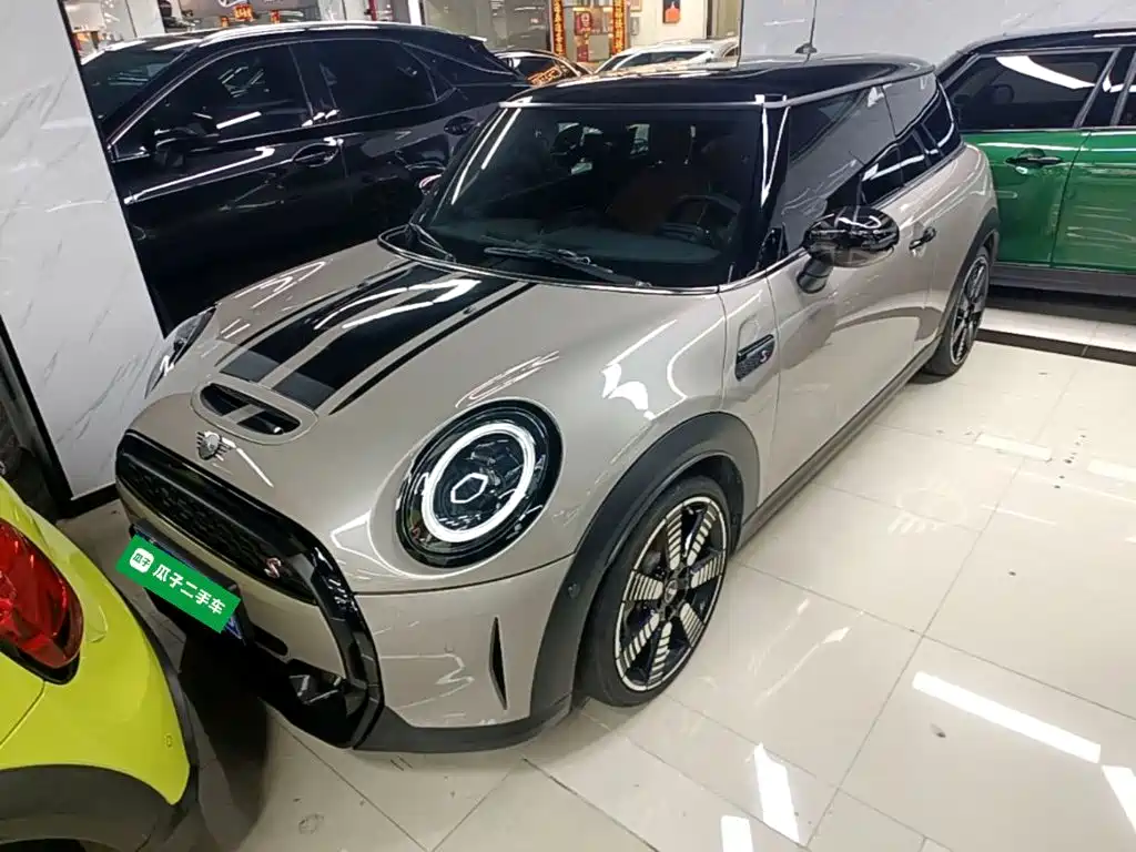MINI MINI 2023 Facelift 2.0T COOPER S Artist