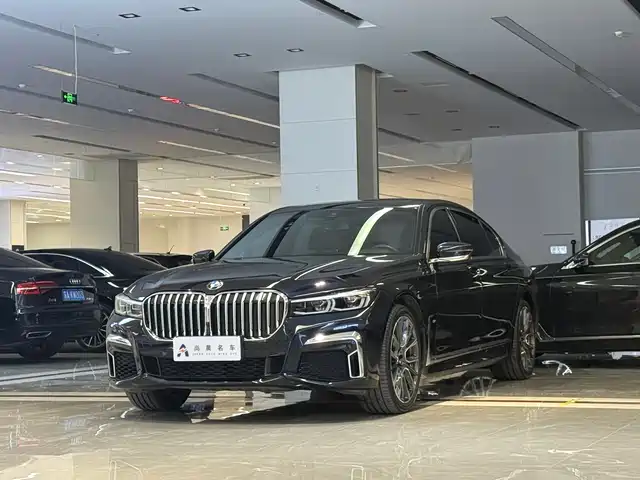 BMW 7 SERIES