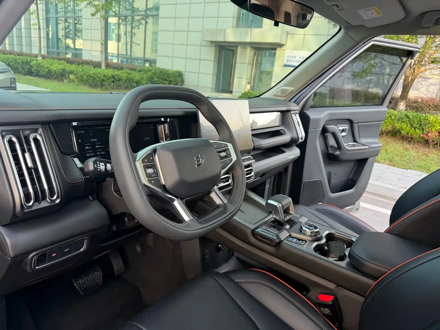 Jetour Freedom 2025 2025 1.5TD DCT Explorer