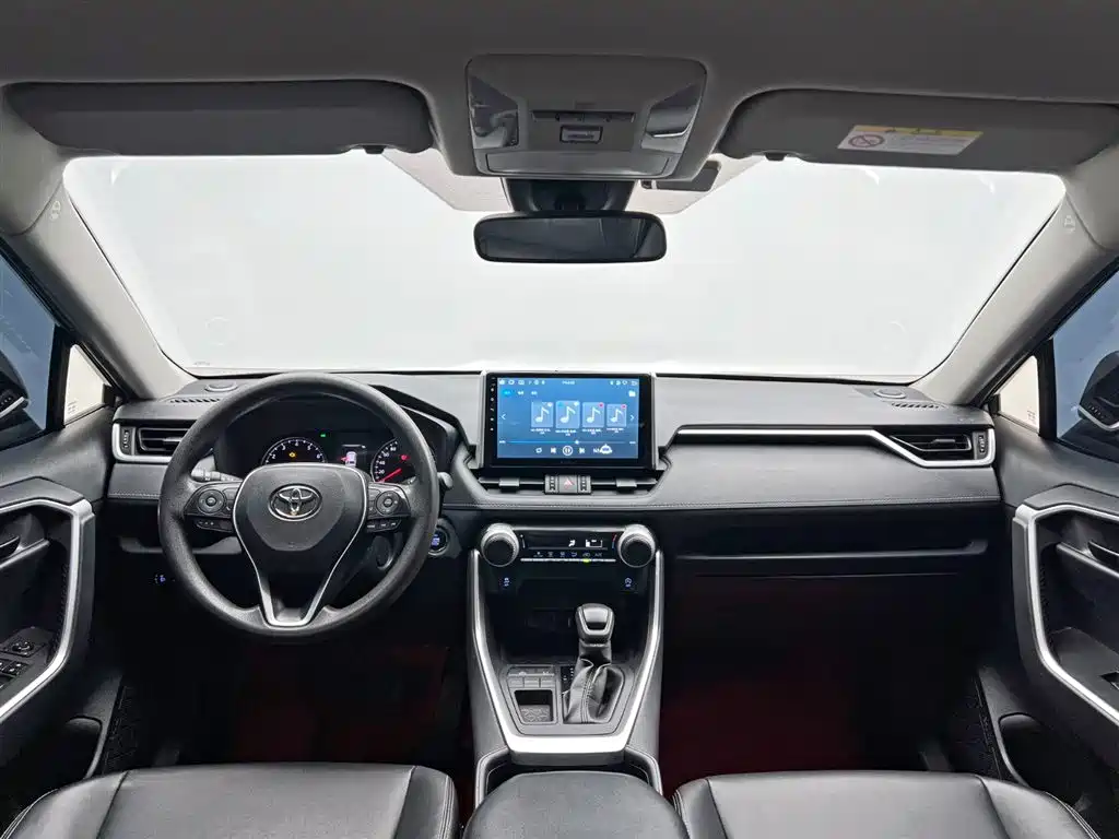 Toyota RAV4 Rongfang 2020 2.0L CVT 2WD Urban Edition фото 21