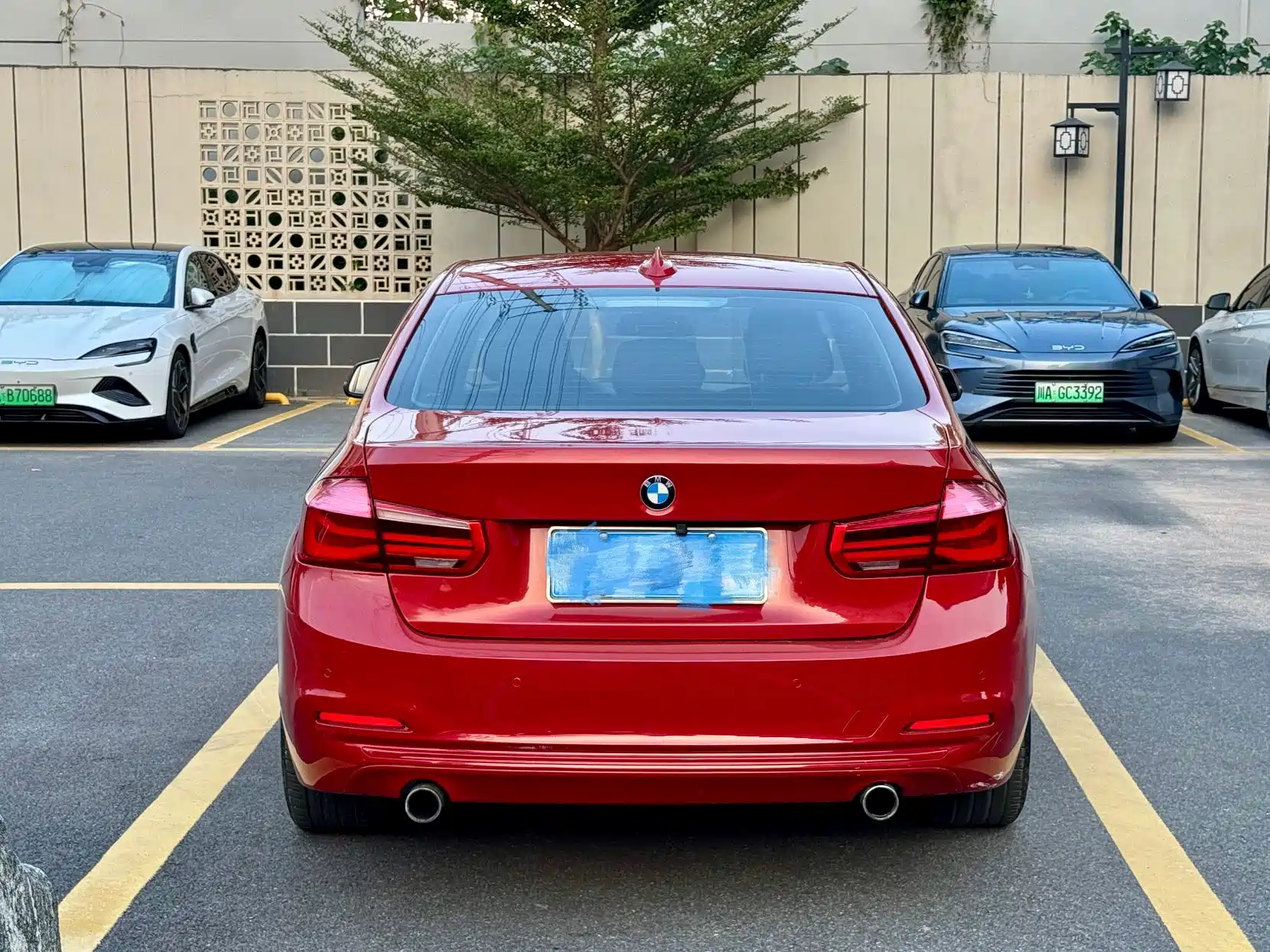 Photo 6 - BMW 3 Series