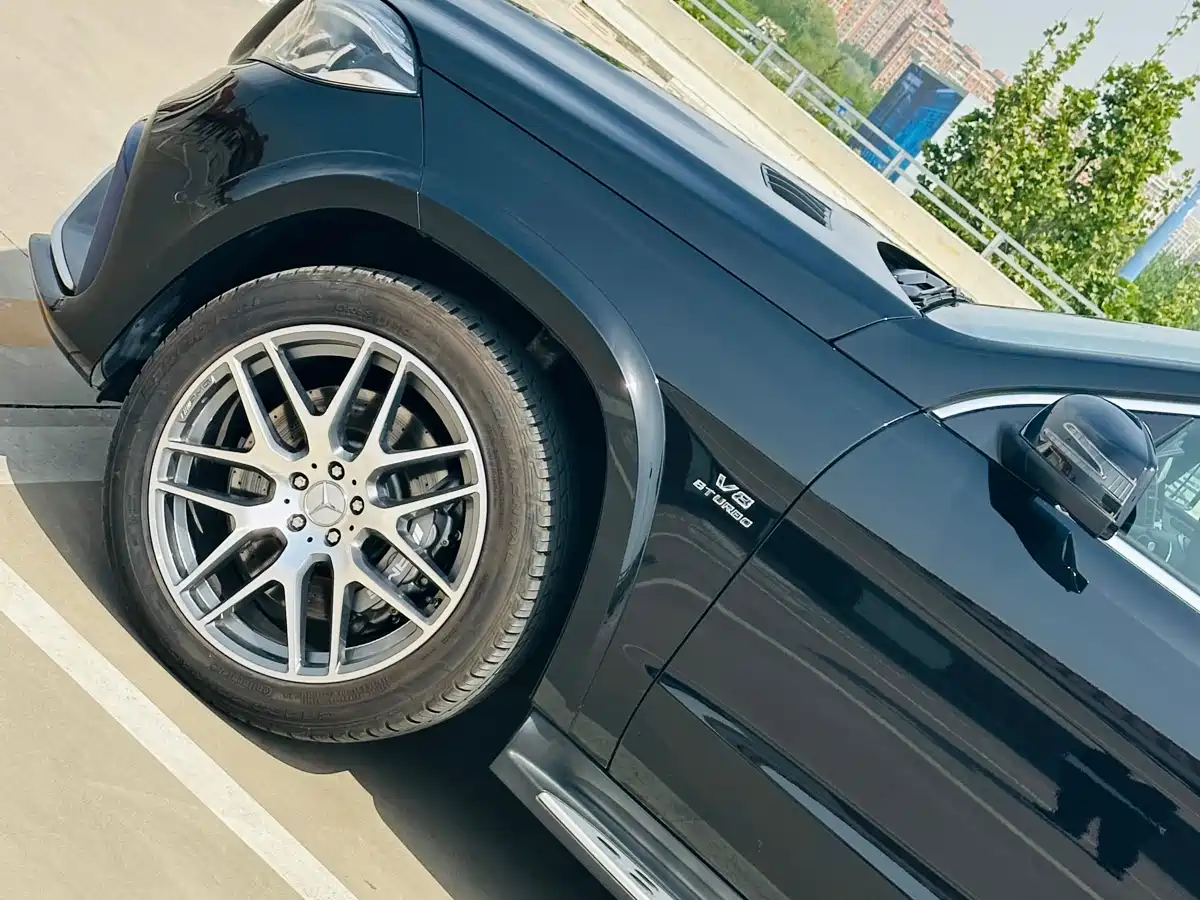 Mercedes-Benz GLS AMG 2016 AMG GLS 63 4MATIC фото 8